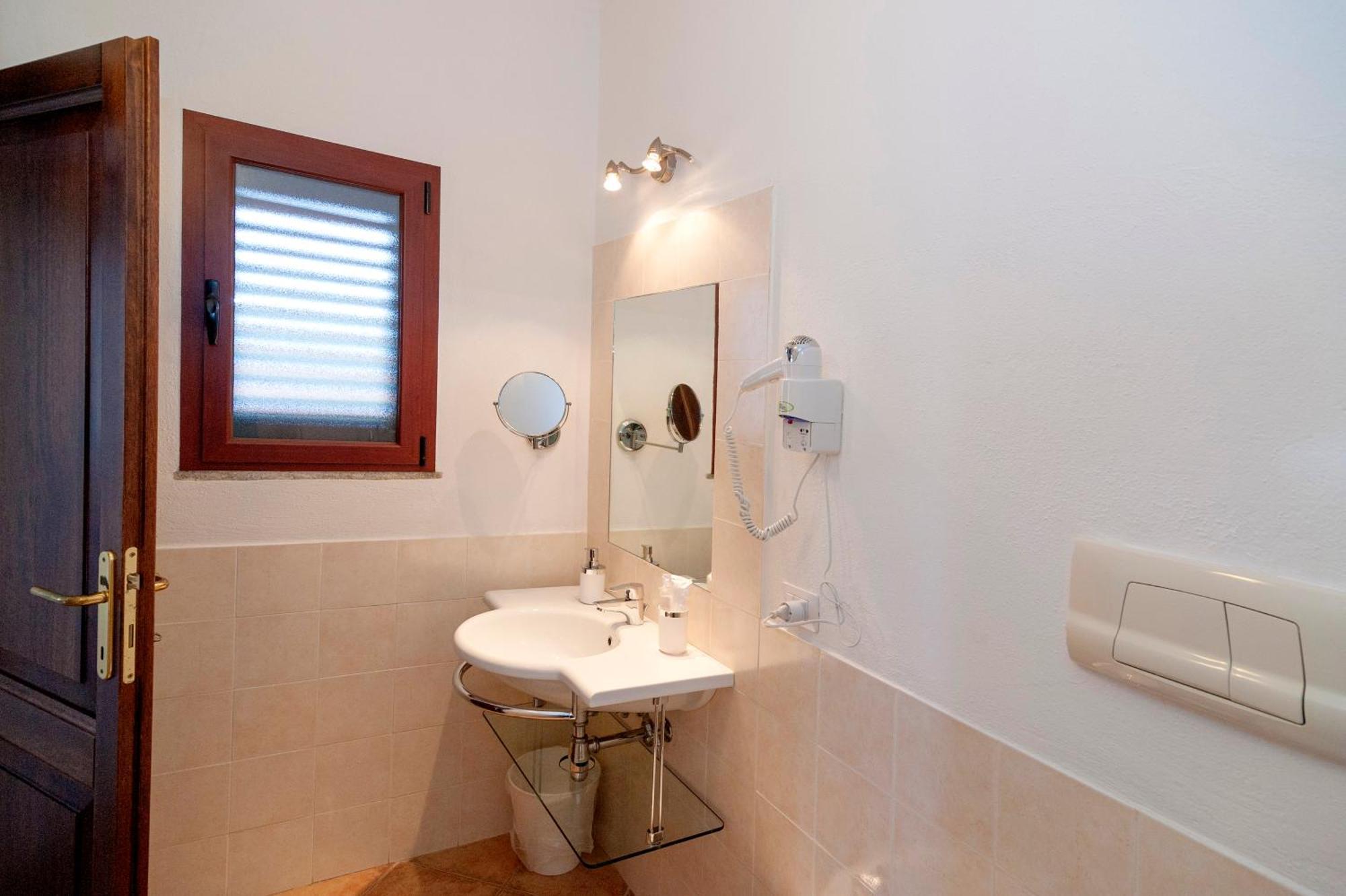 בודוני Sa Murta Bianca Guesthouse מראה חיצוני תמונה